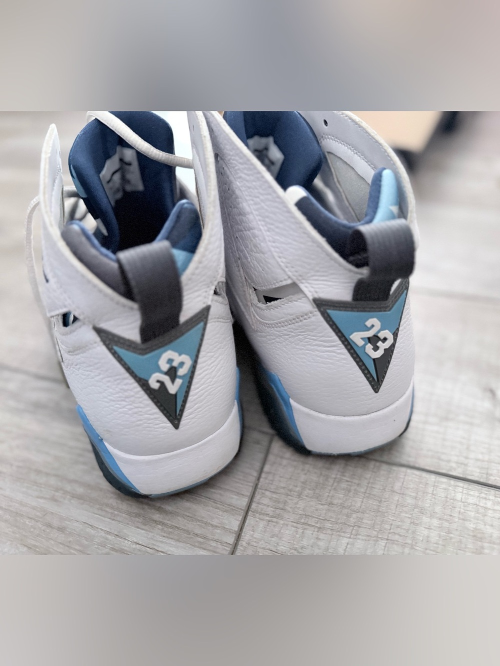 Jordan 7s - Picture 4 of 6